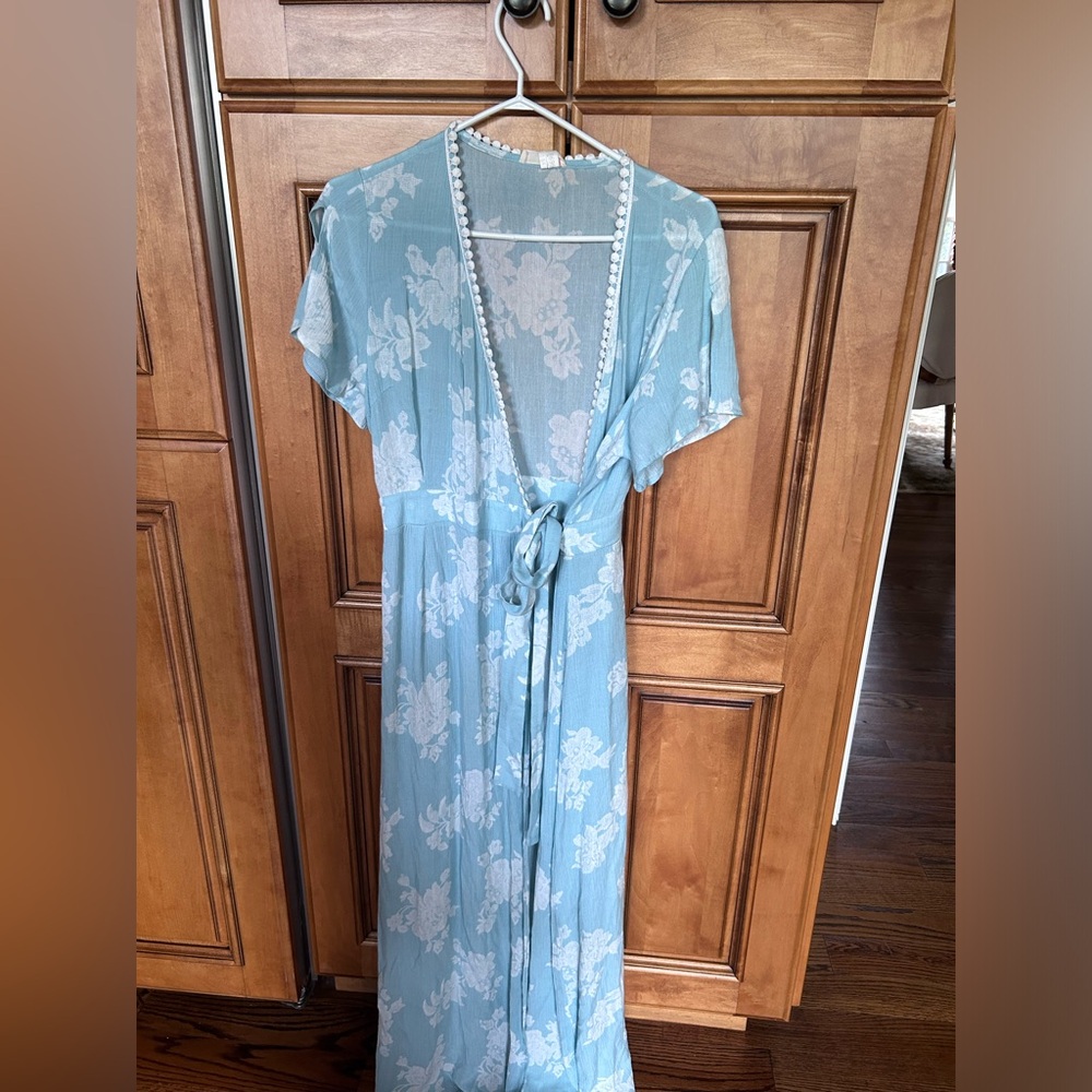 Women’s wrap maxi dress